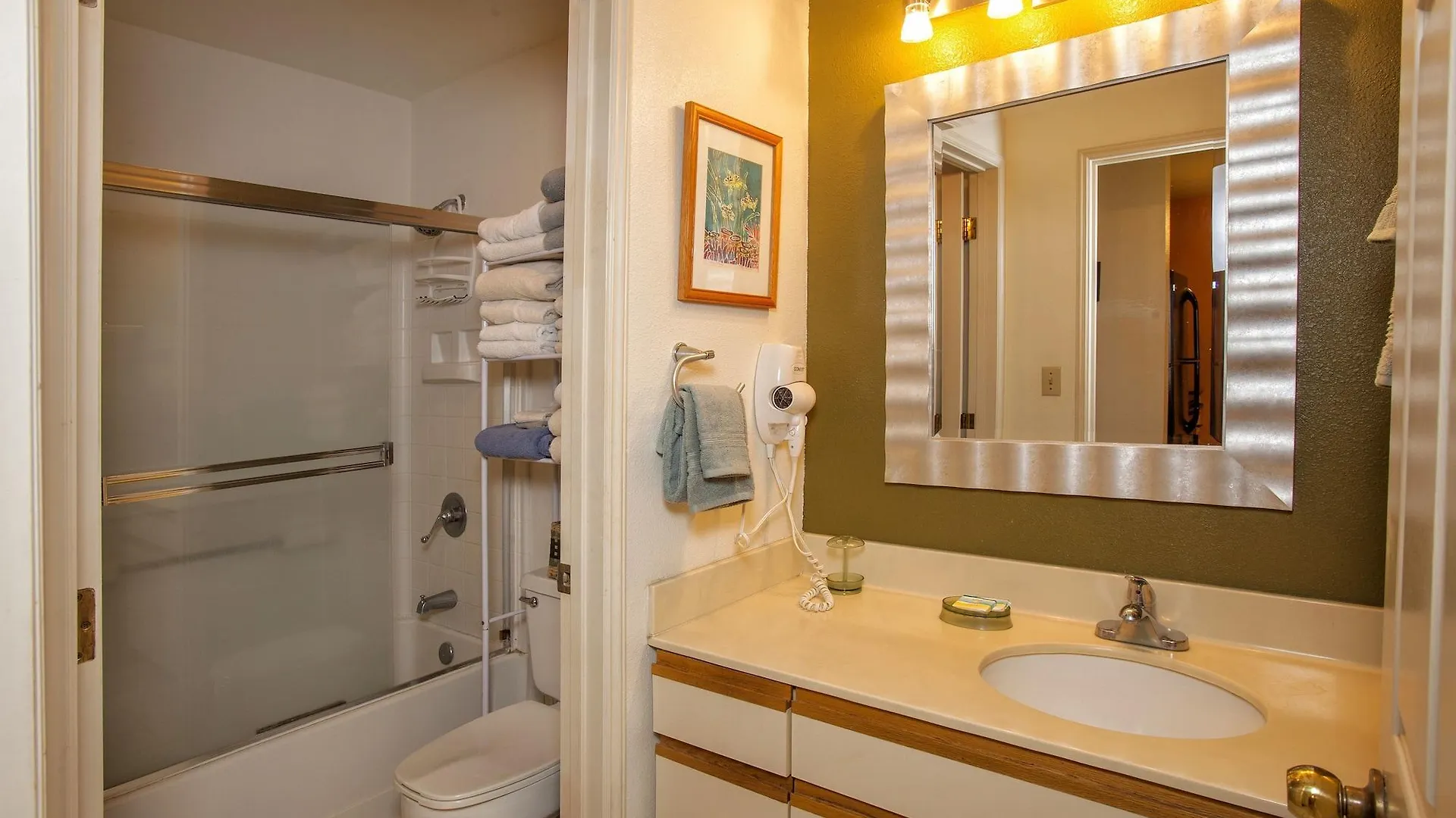 Kihei Bay Vista By Maui Condo And Home 2*,  USA